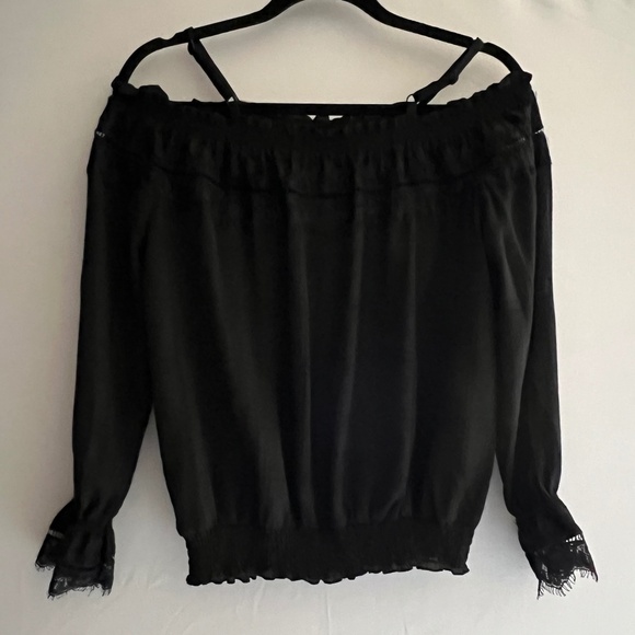 BCX Off the shoulder top, Black, Size SMALL - Picture 3 of 4